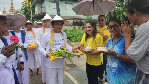 เทศบาลนครแม่สอด จัดงานสืบสานประเพณีแล้อุ๊ปั๊ดตะก่า วัดแม่ซอดน่าด่าน (วัดเงี้ยวหลวง)