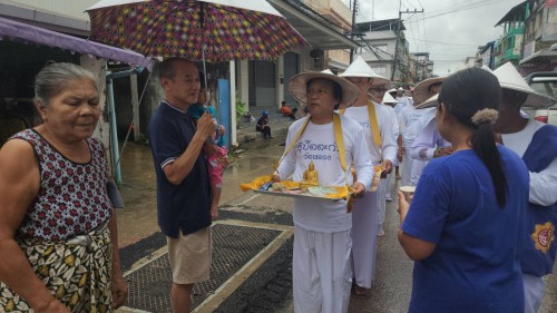 เทศบาลนครแม่สอด จัดงานสืบสานประเพณีแล้อุ๊ปั๊ดตะก่า วัดแม่ซอดน่าด่าน (วัดเงี้ยวหลวง)