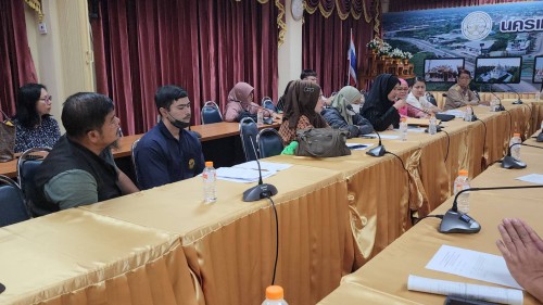 ทน.แม่สอด จัดประชุมโครงการพัฒนาตามผังเมืองรวมเมืองแม่สอด อำเภอแม่สอด จังหวัดตาก (ระยะที่ 2) ก่อสร้างถนนคอนกรีตเสริมเหล็กพร้อมวางท่อระบายน้ำ บริเวณถนนแม่สอด - แม่ตาว ซอย 9