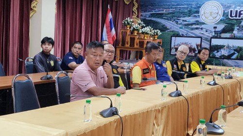 ทน.แม่สอด ลงพื้นที่ร่วมกับคณะรองผู้ว่าราชการจังหวัดตากและหน่วยงานภาครัฐฯ ติดตามสถานการณ์น้ำ ในพื้นที่เทศบาลนครแม่สอด