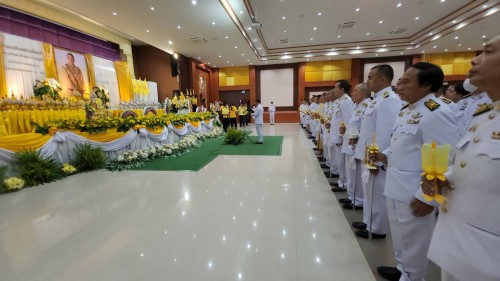 ทน.แม่สอด เข้าร่วมพิธีวางเครื่องราชสักการะและวางพานพุ่ม และ         พิธีจุดเทียนถวายพระพรชัยมงคล เฉลิมพระเกียรติพระบาทสมเด็จ         พระเจ้าอยู่หัว เนื่องในโอกาสมหามงคลเฉลิมพระเกียรติพระชนพรรษา 6 รอบ 28 กรกฎาคม 2567
