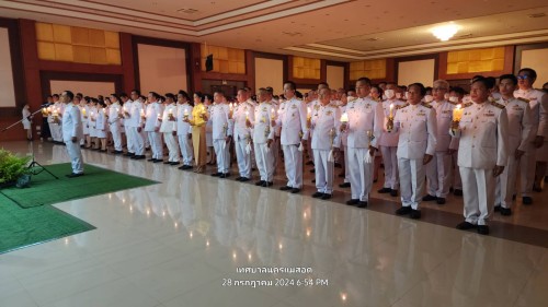 ทน.แม่สอด เข้าร่วมพิธีวางเครื่องราชสักการะและวางพานพุ่ม และ         พิธีจุดเทียนถวายพระพรชัยมงคล เฉลิมพระเกียรติพระบาทสมเด็จ         พระเจ้าอยู่หัว เนื่องในโอกาสมหามงคลเฉลิมพระเกียรติพระชนพรรษา 6 รอบ 28 กรกฎาคม 2567