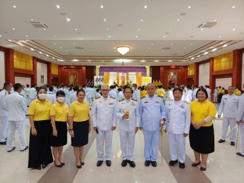 ทน.แม่สอด เข้าร่วมพิธีวางเครื่องราชสักการะและวางพานพุ่ม และ         พิธีจุดเทียนถวายพระพรชัยมงคล เฉลิมพระเกียรติพระบาทสมเด็จ         พระเจ้าอยู่หัว เนื่องในโอกาสมหามงคลเฉลิมพระเกียรติพระชนพรรษา 6 รอบ 28 กรกฎาคม 2567
