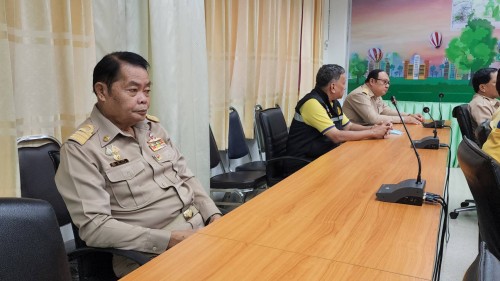 ทน.แม่สอด มอบโอวาทแก่นักเรียนโรงเรียนเทศบาลวัดชุมพลคีรี ตัวแทนเข้าร่วมการแข่งขันสวดมนต์หมู่สรรเสริญพระรัตนตรัย ทำนองสรภัญญะ ประเภททีม 5 คน ประจำปี 2567 ระดับประเทศ