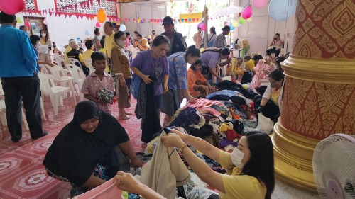 ทน.แม่สอด จัดกิจกรรมตลาดนัดปันสุข ครั้งที่ 5 ณ ศาลาเฉลิมพระเกียรติ วัดตรีรัตนาราม 