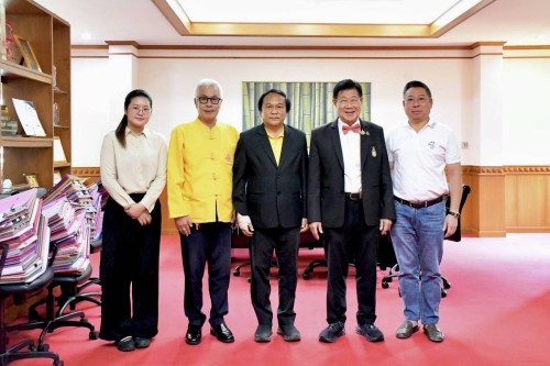 ทน.แม่สอด เข้าร่วมประชุมชี้แจงกับคณะกรรมาธิการวิสามัญพิจารณาร่างพระราชบัญญัติงบประมาณรายจ่ายประจำปีงบประมาณ พ.ศ. 2568 ผ่านสื่ออิเล็กทรอนิกส์ (Video Conference)