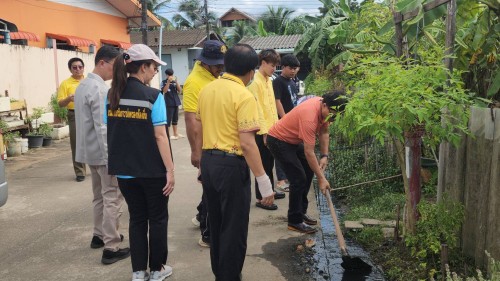 ทน.แม่สอด บูรณาการร่วมกับองค์การบริหารส่วนตำบลแม่ปะ ลงพื้นที่แก้ไขปัญหาผลกระทบน้ำท่วมขังอย่างต่อเนื่อง  