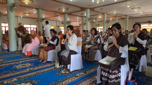 ทน.แม่สอด ร่วมโครงการสวดมนต์หมู่บ้านศิล 5 วัด รัฐ ประชา สร้างสุข ไหว้พระสวดมนต์สัญจร ประจำปี 2567