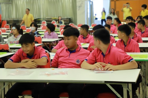 ทน.แม่สอด จัดโครงการฝึกอบรมเชิงปฏิบัติการเพื่อพัฒนาเด็กและเยาวชนให้มีคุณธรรม จริยธรรม และทักษะทางสังคม