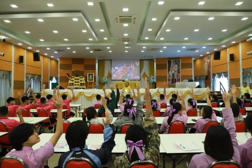 ทน.แม่สอด จัดโครงการฝึกอบรมเชิงปฏิบัติการเพื่อพัฒนาเด็กและเยาวชนให้มีคุณธรรม จริยธรรม และทักษะทางสังคม