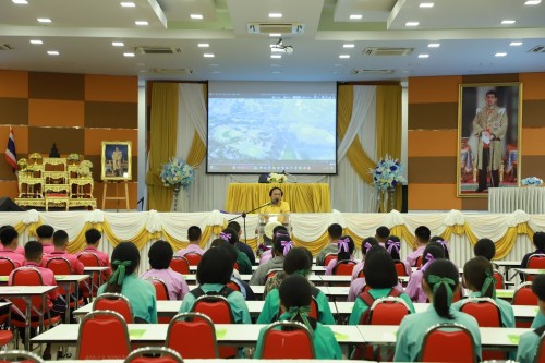 ทน.แม่สอด จัดโครงการฝึกอบรมเชิงปฏิบัติการเพื่อพัฒนาเด็กและเยาวชนให้มีคุณธรรม จริยธรรม และทักษะทางสังคม