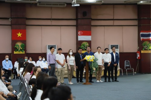 ทน.แม่สอด จัดโครงการฝึกอบรมส่งเสริมคุณธรรมจริยธรรมบุคลากรในสังกัดเทศบาลนครแม่สอด