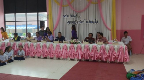 ทน.แม่สอด ร่วมงานแสดงมุทิตาจิต ธีราฑิตานุสรณ์ แด่ผู้เกษียณอายุราชการ ครูธีรารัตน์ แจ่มแจ้ง