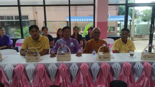 ทน.แม่สอด ร่วมงานแสดงมุทิตาจิต ธีราฑิตานุสรณ์ แด่ผู้เกษียณอายุราชการ ครูธีรารัตน์ แจ่มแจ้ง