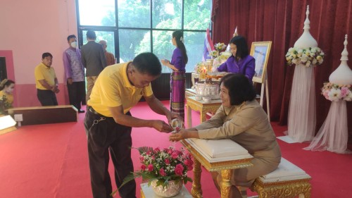 ทน.แม่สอด ร่วมงานแสดงมุทิตาจิต ธีราฑิตานุสรณ์ แด่ผู้เกษียณอายุราชการ ครูธีรารัตน์ แจ่มแจ้ง