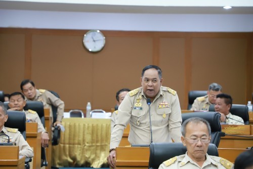 สภาเทศบาลนครแม่สอด ประชุมสภาเทศบาลนครแม่สอด สมัยวิสามัญ สมัยที่ 2  ประจำปี 2567