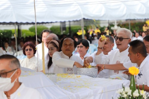 ทน.แม่สอด พิธีทำบุญเทศบาลนครแม่สอดครบรอบ 87 ปี และพิธีมหามังคลาภิเษกเจ้าพ่อพะวอ