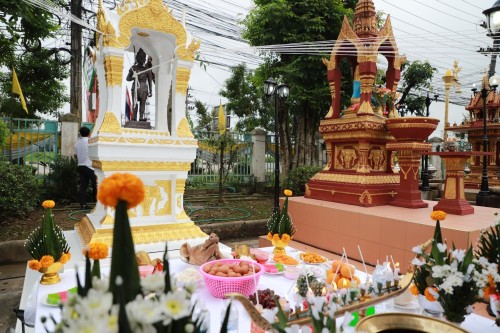 ทน.แม่สอด พิธีทำบุญเทศบาลนครแม่สอดครบรอบ 87 ปี และพิธีมหามังคลาภิเษกเจ้าพ่อพะวอ