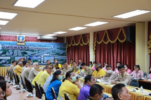 ทน.แม่สอด ร่วมประชุมและรับฟังความคิดเห็นจากภาคประชาชน ผู้มีส่วนเกี่ยวข้องและร่วมลงพื้นที่ติดตามความคืบหน้าโครงการก่อสร้างที่เข้าร่วมโครงการ CoST ประจำปีงบประมาณ พ.ศ. 2567