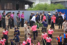 เทศบาลนครแม่สอด ดำเนินโครงการ ขุดลอกลำห้วยแม่สอด รวมพลัง รวมใจ ชาวนครแม่สอด 