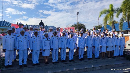 เทศบาลนครแม่สอด ร่วมพิธีวางพวงมาลาถวายราชสักการะพระบาทสมเด็จพระจุลจอมเกล้าเจ้าอยู่หัว รัชกาลที่ 5 "วันปิยมหาราช“ เนื่องในวันคล้ายวันสวรรคต