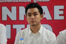 "นครแม่สอด" -ถือฤกษ์อันยิ่งใหญ่  9959  (วันที่ 9 เดือน 9 ปี 59) ชาว “นครแม่สอด”  เปิดตัวสโมสรฟุตบอลนครแม่สอด ยูไนเต็ด-NAKHONMAESOT  UNITED (ราชันตะวันตก) ร่วมแข่งขันฟุตบอลดิวิชั่น 3 D.3  เปิดกรุยทางขึ้น D.2 สู่ไทยลีก ในอนาคต