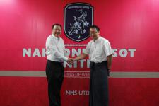 "นครแม่สอด" -ถือฤกษ์อันยิ่งใหญ่  9959  (วันที่ 9 เดือน 9 ปี 59) ชาว “นครแม่สอด”  เปิดตัวสโมสรฟุตบอลนครแม่สอด ยูไนเต็ด-NAKHONMAESOT  UNITED (ราชันตะวันตก) ร่วมแข่งขันฟุตบอลดิวิชั่น 3 D.3  เปิดกรุยทางขึ้น D.2 สู่ไทยลีก ในอนาคต