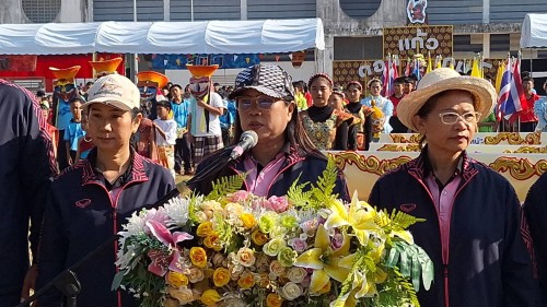 เทศบาลนครแม่สอด เข้าร่วมพิธีเปิดการแข่งขันกีฬาสี “ดอนแก้วเกมส์” ประจำปีการศึกษา 2567