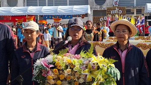 เทศบาลนครแม่สอด เข้าร่วมพิธีเปิดการแข่งขันกีฬาสี “ดอนแก้วเกมส์” ประจำปีการศึกษา 2567