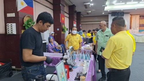 ทน.แม่สอด ร่วมต้อนรับ นายพิพัฒน์  รัชกิจประการ รัฐมนตรีว่าการกระทรวงแรงงานและร่วมพิธีเปิดโครงการกระทรวงแรงงาน พบประชาชนและการตรวจติดตามภารกิจตามนโยบายฯ
