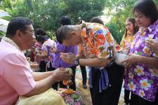 เทศบาลนครแม่สอด เข้าร่วมพิธีรดน้ำดำหัวผู้ว่าราชการจังหวัดตาก เนื่องในประเพณีสงกรานต์ ประจำปี 2561 17 เมษายน 2561