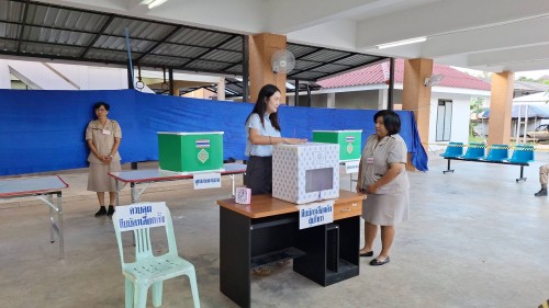 ทน.แม่สอด ร่วมลงพื้นที่ตรวจเยี่ยมหน่วยเลือกตั้ง  การเลือกตั้งนายกองค์การบริหารส่วนจังหวัดตาก