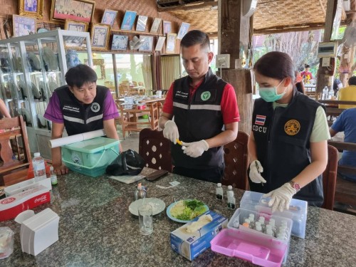 เทศบาลนครแม่สอด ร่วมลงพื้นที่สำรวจร้านอาหารโรงงานผลิตน้ำและน้ำแข็ง ในเขตเทศบาลนครแม่สอด เพื่อเฝ้าระวังและเพิ่มมาตรการการป้องกันโรคอหิวาตกโรค
