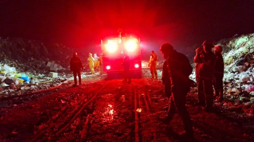 เทศบาลนครแม่สอด ลงพื้นที่ระงับเหตุเพลิงไหม้ บ่อขยะเทศบาลนครแม่สอด