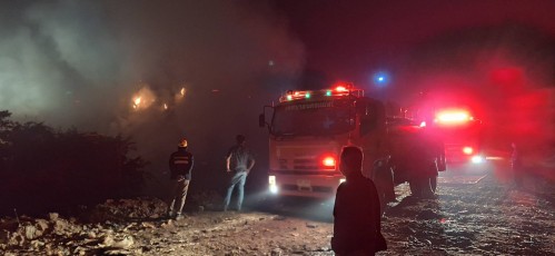 เทศบาลนครแม่สอด ลงพื้นที่ระงับเหตุเพลิงไหม้ บ่อขยะเทศบาลนครแม่สอด