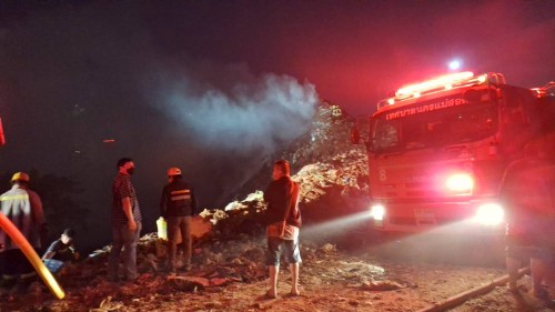 เทศบาลนครแม่สอด ลงพื้นที่ระงับเหตุเพลิงไหม้ บ่อขยะเทศบาลนครแม่สอด