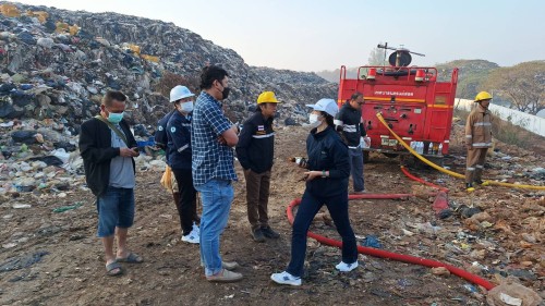 เทศบาลนครแม่สอด ลงพื้นที่ระงับเหตุเพลิงไหม้ บ่อขยะเทศบาลนครแม่สอด