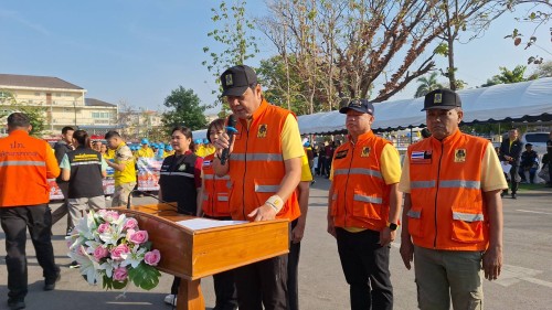 ทน.แม่สอด ร่วมกิจกรรม KICK OFF การแก้ไขปัญหาหมอกควันไฟป่าและฝุ่นละอองขนาดเล็ก (PM 2.5) จังหวัดตาก ประจำปี พ.ศ.2568