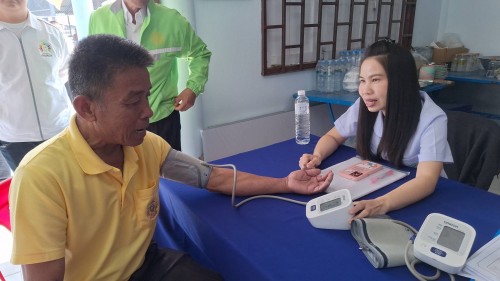 เทศบาลนครแม่สอด เข้าร่วมการประชุมผู้สูงอายุชุมชนสองแควสอง ประจำเดือน กุมภาพันธ์ พ.ศ.2568
