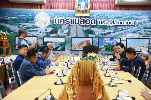 เทศบาลนครแม่สอด เข้าร่วมการประชุมพัฒนาประเด็นขับเคลื่อนสุขภาวะเขตเมืองเทศบาลนครแม่สอด