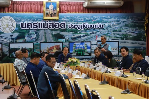 เทศบาลนครแม่สอด เข้าร่วมการประชุมพัฒนาประเด็นขับเคลื่อนสุขภาวะเขตเมืองเทศบาลนครแม่สอด