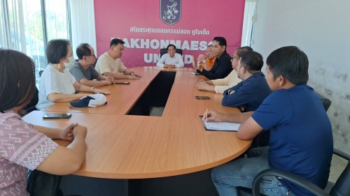 ทน.แม่สอด ลงพื้นที่สำรวจสนามกีฬา 5 อำเภอชายแดน (นานาชาติ) ดำเนินการปรับปรุงซ่อมแซม
