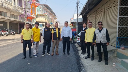 ทน.แม่สอด  ลงพื้นที่ดำเนินการตรวจสอบความเรียบร้อย การลาดยางแอสฟัลท์ติก ถนนบัวคูณ (ถนนแม่สอด - แม่ตาวใต้) 