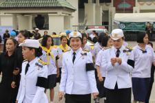 เทศบาลนครแม่สอด เข้าร่วมพิธีถวายดอกไม้จันทน์ ในพระราชพิธีถวายพระเพลิงพระบรมศพ พระบาทสมเด็จพระปรมินทรมหาภูมิพลอดุลยเดช บรมนาถบพิตร