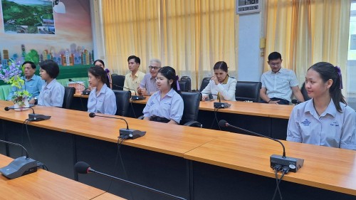 ทน.แม่สอด มอบใบประกาศเกียรติคุณให้แก่นักเรียน ผู้ฝึกประสบการณ์ด้านการแพทย์ภายในคลินิกชุมชนอบอุ่น และฝึกประสบการณ์งานธุรการในสำนักงานเทศบาลนครแม่สอด 