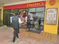 ทน.แม่สอด ออกตรวจห้างร้าน ร้านสะดวกซื้อ ร้านอาหาร ร้านนวดต่างๆ ในเขตเทศบาล