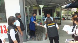 ทน.แม่สอด ออกตรวจห้างร้าน ร้านสะดวกซื้อ ร้านอาหาร ร้านนวดต่างๆ ในเขตเทศบาล