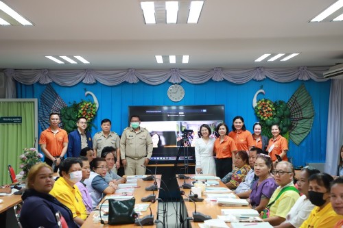 เทศบาลนครแม่สอด จัดกิจกรรมการฝึกอบรมผู้ดูแลผู้สูงอายุขั้นพื้นฐาน โครงการ การส่งเสริมการใช้เทคโนโลยีและนวัตกรรมเพื่อการพัฒนาเมืองชายแดนไทยสู่เมืองเศรษฐกิจแห่งภูมิภาค