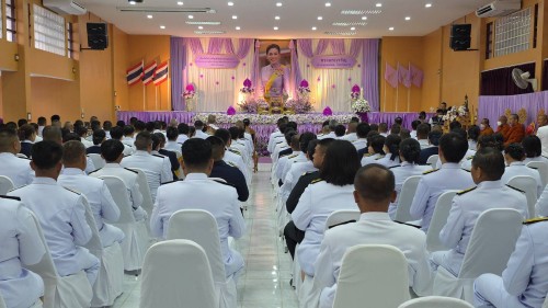 เทศบาลนครแม่สอด เข้าร่วมพิธีเจริญพระพุทธมนต์และพิธีทำบุญตักบาตรถวายพระราชกุศล เนื่องในโอกาสวันเฉลิมพระชนมพรรษา สมเด็จพระนางเจ้าฯ พระบรมราชินี 3 มิถุนายน 2568