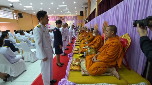 เทศบาลนครแม่สอด เข้าร่วมพิธีเจริญพระพุทธมนต์และพิธีทำบุญตักบาตรถวายพระราชกุศล เนื่องในโอกาสวันเฉลิมพระชนมพรรษา สมเด็จพระนางเจ้าฯ พระบรมราชินี 3 มิถุนายน 2568